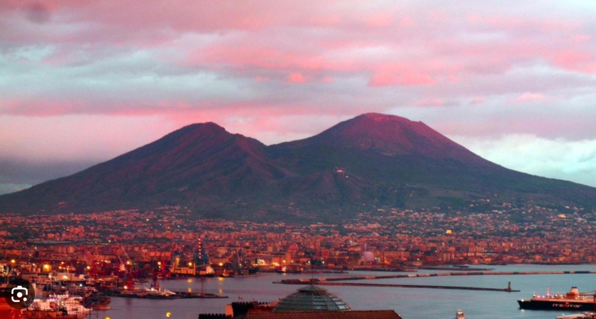 Petraio Home Napoli Bagian luar foto