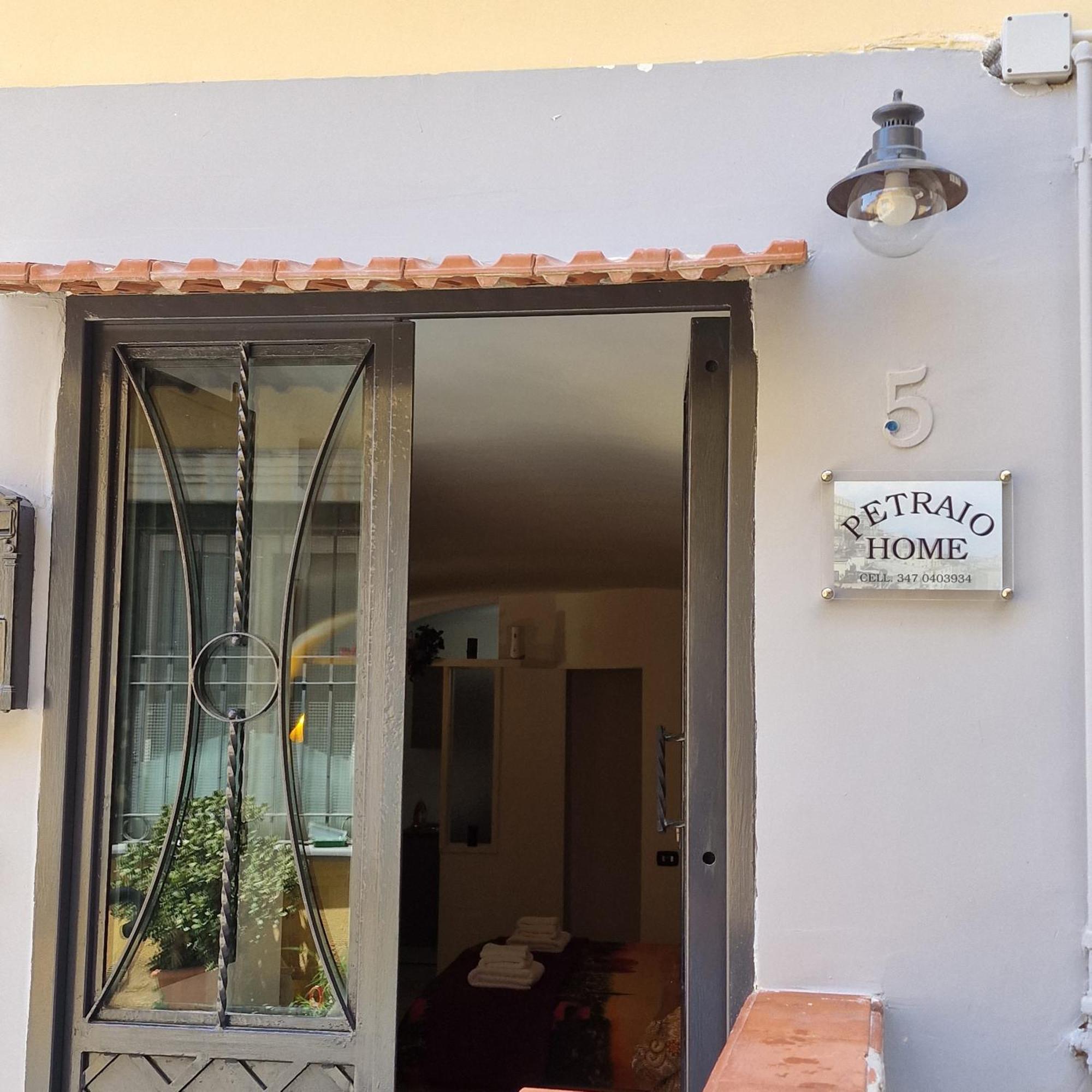 Petraio Home Napoli Bagian luar foto